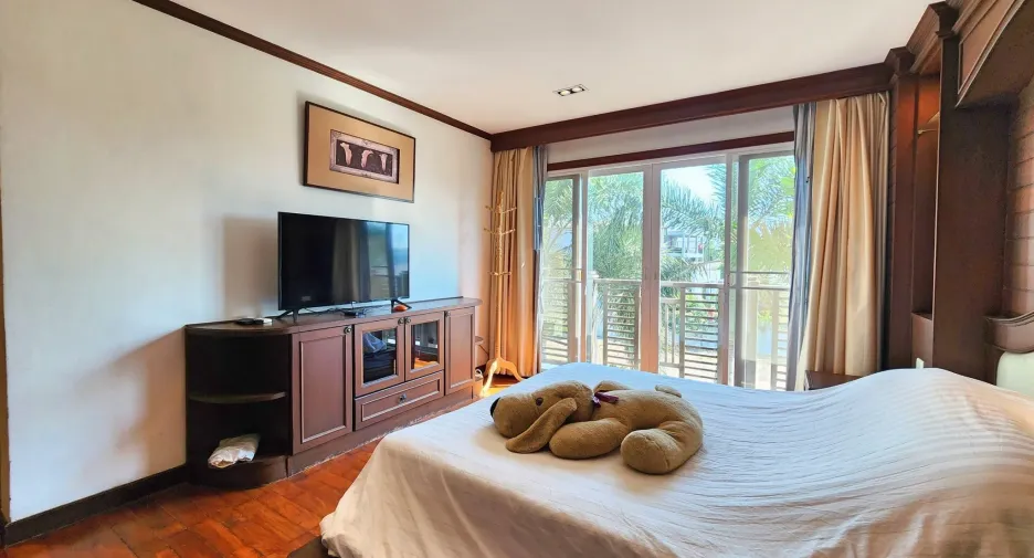 For sale 2 bedrooms condo in Cha Am, Phetchaburi