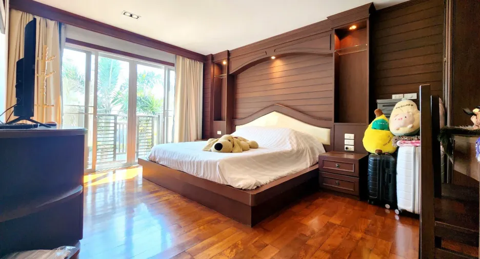 For sale 2 bedrooms condo in Cha Am, Phetchaburi
