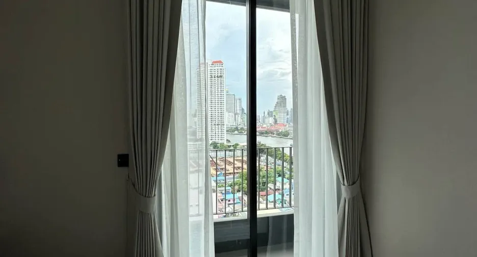 For rent and for sale 1 bed condo in Khlong San, Bangkok