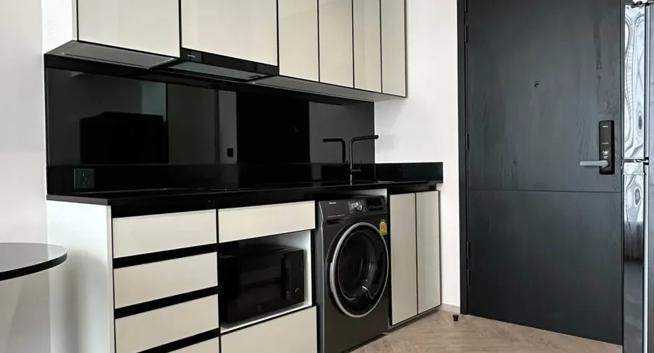 For rent and for sale 1 bed condo in Khlong San, Bangkok