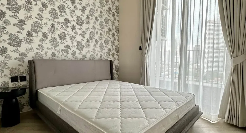 For rent and for sale 1 bed condo in Khlong San, Bangkok