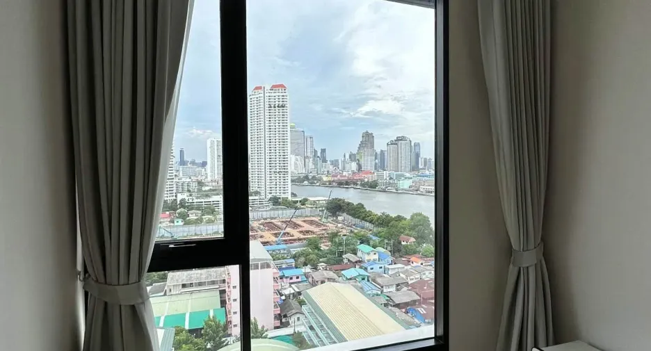 For rent and for sale 1 bed condo in Khlong San, Bangkok