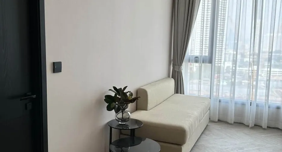For rent and for sale 1 bed condo in Khlong San, Bangkok