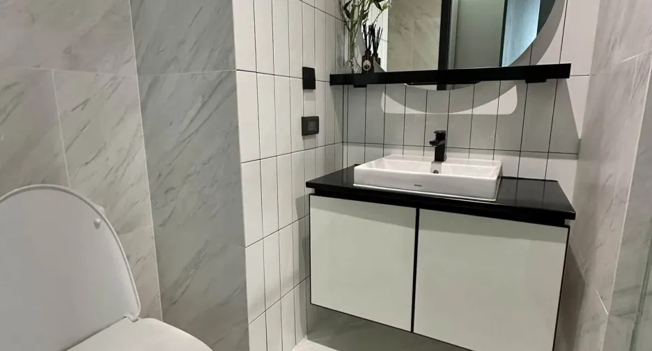 For rent and for sale 1 bed condo in Khlong San, Bangkok