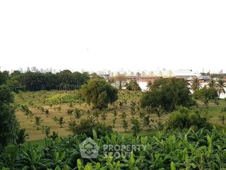 出售 2 卧室 公寓 在 Yan Nawa, 曼谷
