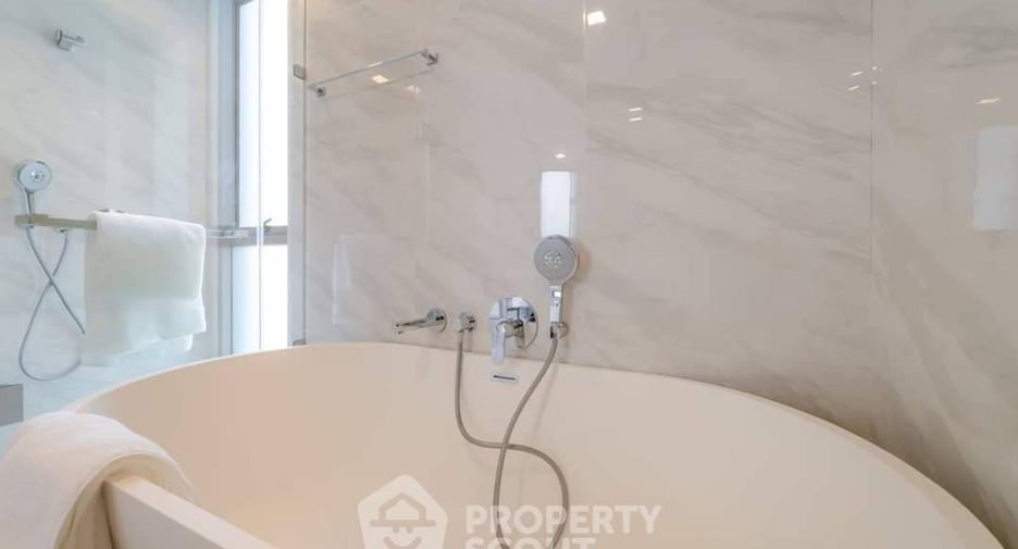 For rent and for sale 3 bedrooms condo in Watthana, Bangkok