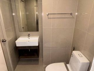 Condo en alquiler de 2 habitaciones en Bang Phlat, Bangkok