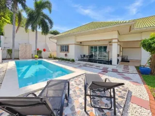 For rent 3 bedrooms house in Bang Lamung, Chonburi