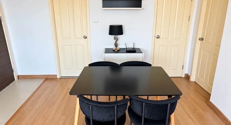 For rent 2 bedrooms condo in Jomtien, Pattaya