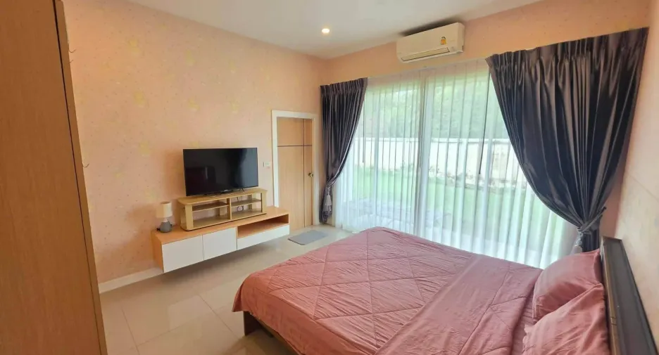 For rent 3 bedrooms house in Huay Yai, Pattaya