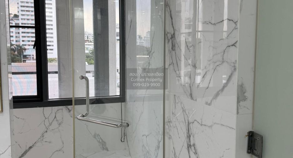 For rent 2 ベッドルーム condo in Watthana, Bangkok