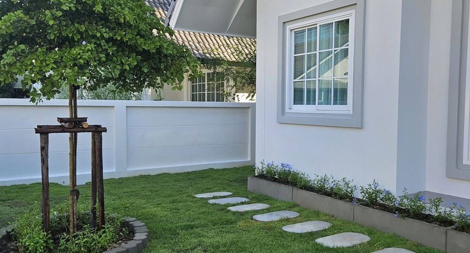 For sale 2 bedrooms house in San Kamphaeng, Chiang Mai