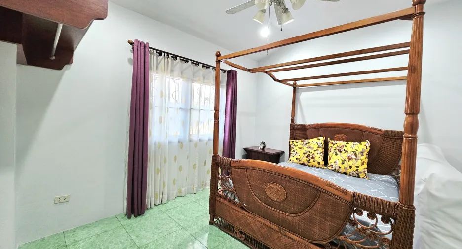 Casa en venta y en alquiler de 5 habitaciones en Mueang Chiang Rai, Chiang Rai