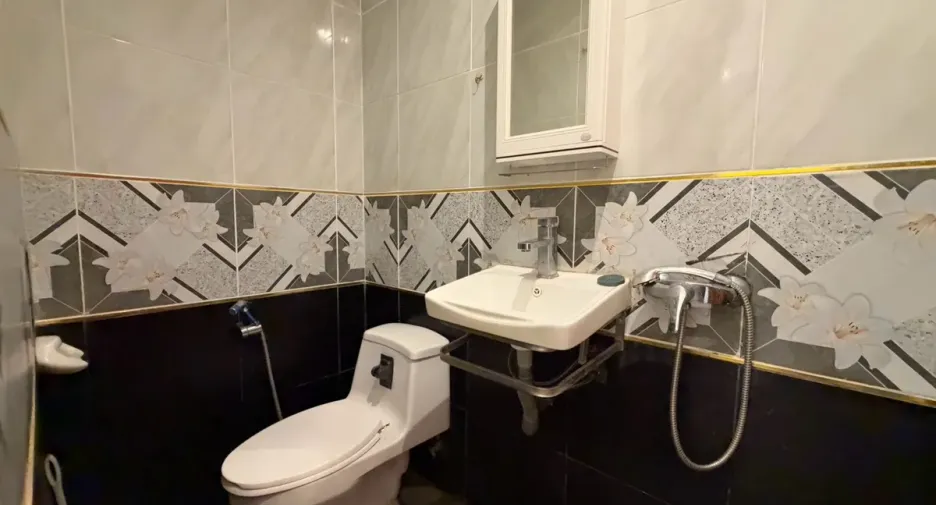Wohnung zur Miete mit 1 Zimmer in Si Racha, Chonburi