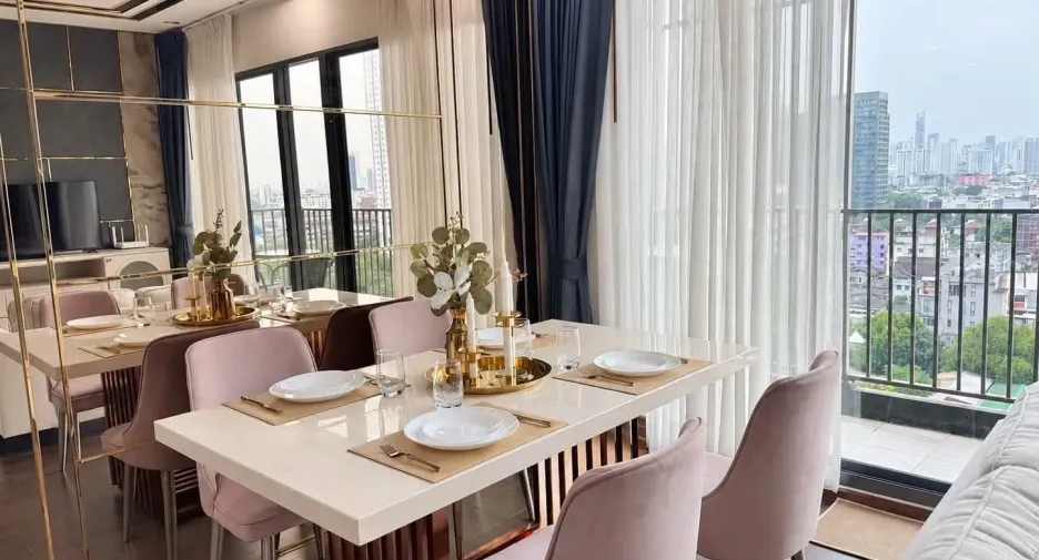 For rent 2 bedrooms condo in Watthana, Bangkok