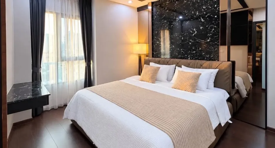 For rent 2 bedrooms condo in Watthana, Bangkok