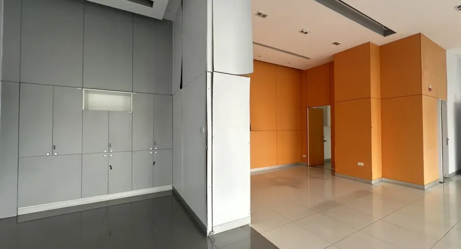 Gewerbefläche zur Miete in Bang Rak, Bangkok