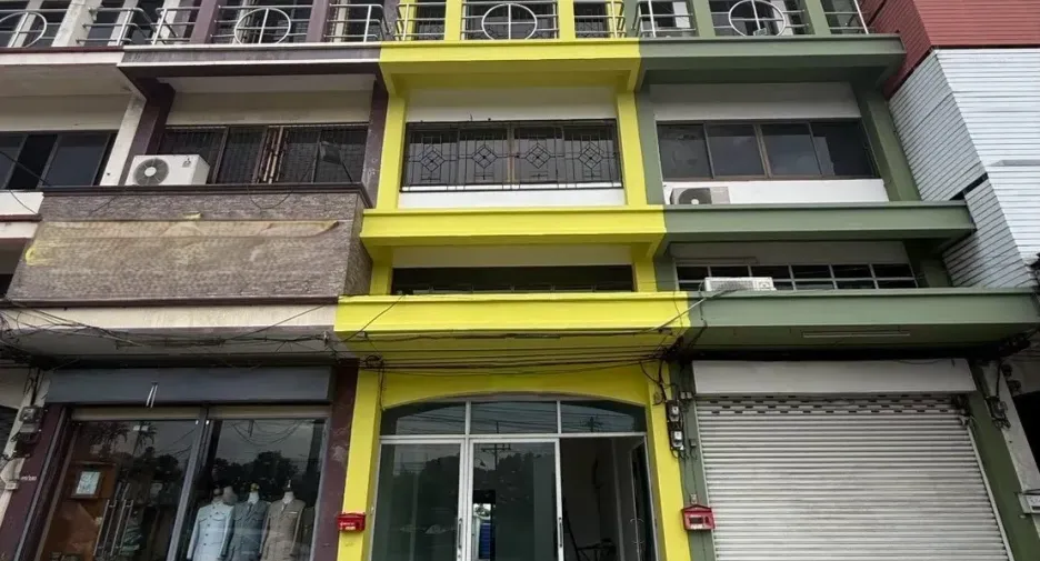 Аренда 2 спальни торговое помещение в Pak Kret, Нонтабури
