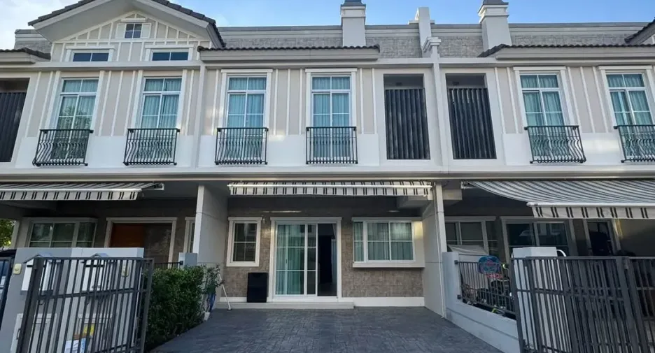 For rent 3 ベッドルーム townhouse in Bang Phli, Samut Prakan
