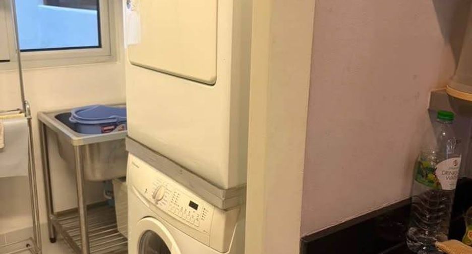 For sale 2 ベッドルーム condo in Yan Nawa, Bangkok