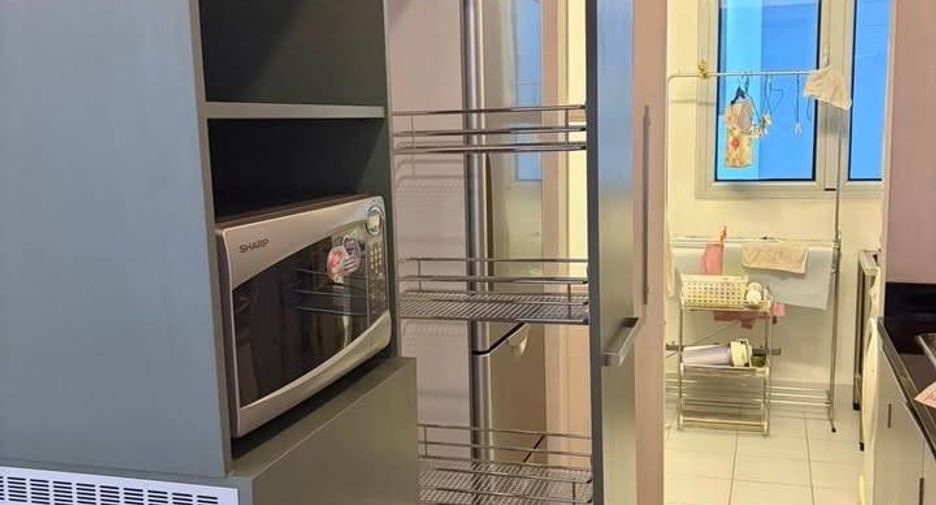 For sale 2 ベッドルーム condo in Yan Nawa, Bangkok
