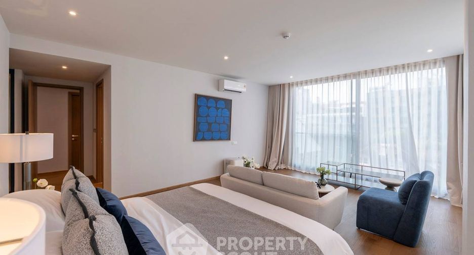 For rent 3 ベッドルーム condo in Khlong Toei, Bangkok