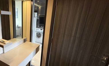 Condo en alquiler de 1 habitaciones en Khlong Toei, Bangkok