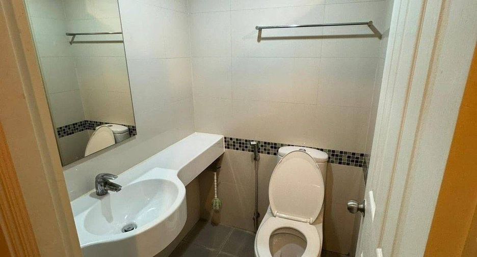 For sale 1 bed condo in Yan Nawa, Bangkok