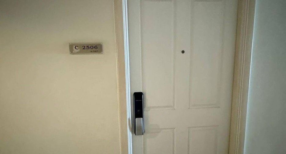 For sale 1 bed condo in Yan Nawa, Bangkok
