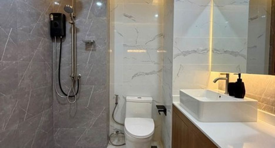 For sale 1 bed condo in Bang Lamung, Chonburi