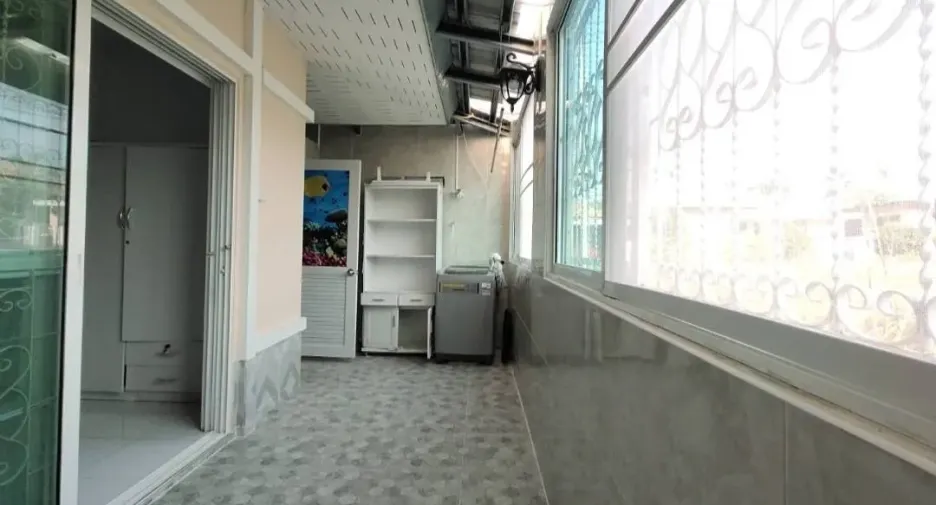 Casa en alquiler y en venta de 2 habitaciones en Bang Lamung, Chonburi