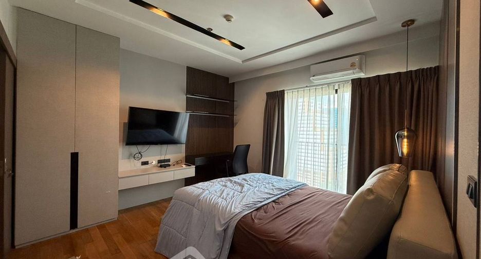 For rent 1 bed condo in Khlong Toei, Bangkok