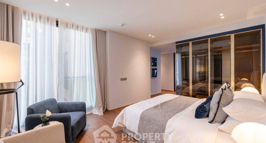 For rent 2 ベッドルーム condo in Khlong Toei, Bangkok