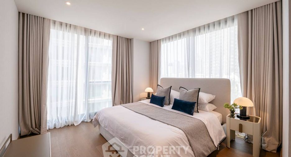 For rent 3 ベッドルーム condo in Khlong Toei, Bangkok