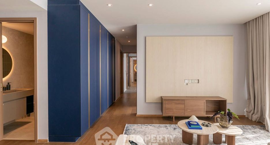For rent 3 ベッドルーム condo in Khlong Toei, Bangkok