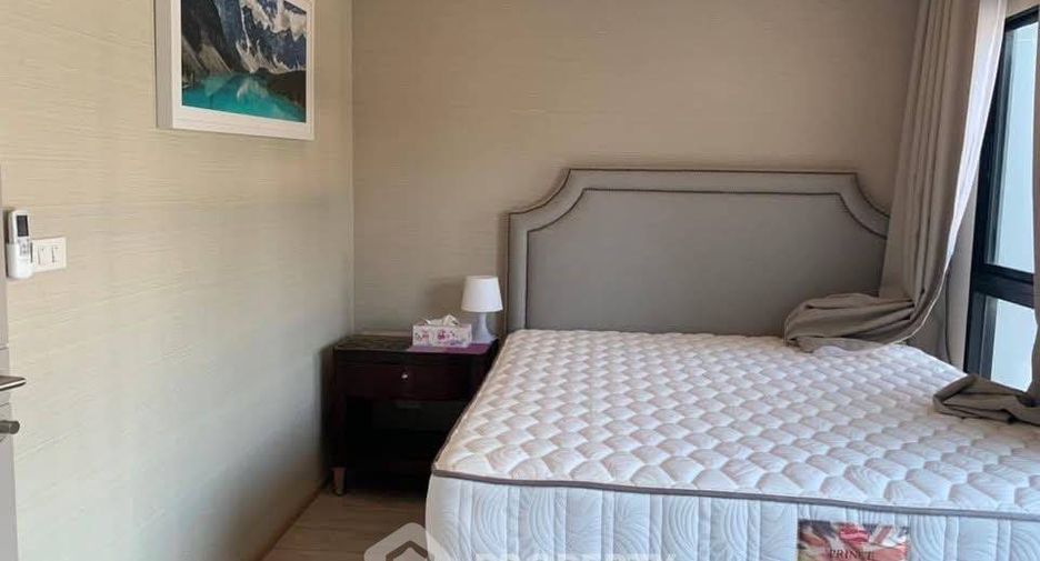 For rent 3 bedrooms townhouse in Suan Luang, Bangkok