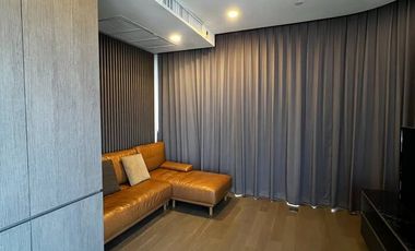 For rent 2 bedrooms condo in Bang Rak, Bangkok