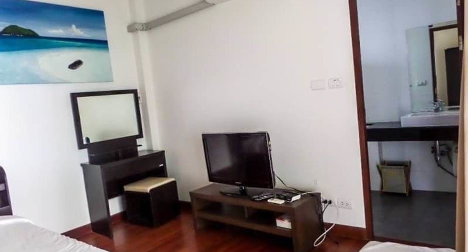 For rent and for sale 4 bedrooms house in Bang Lamung, Chonburi