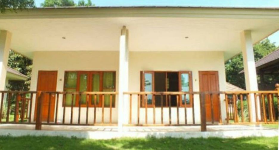 For sale 8 bed villa in Sai Yok, Kanchanaburi