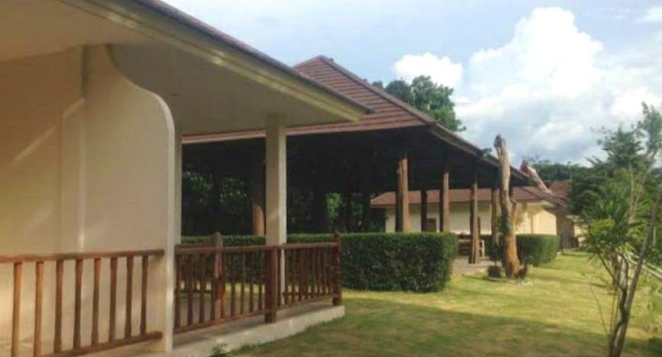 For sale 8 bed villa in Sai Yok, Kanchanaburi
