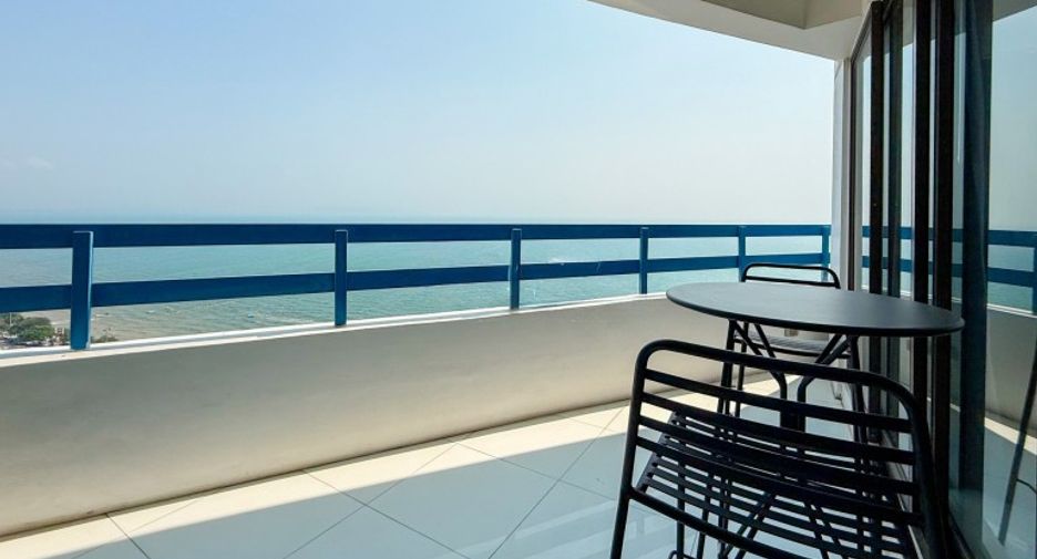 For sale 2 bedrooms condo in Jomtien, Pattaya