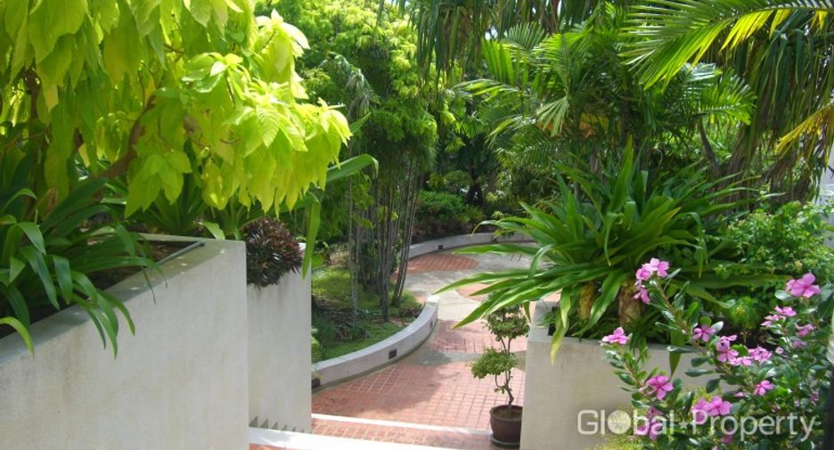 For sale 2 bedrooms condo in Jomtien, Pattaya