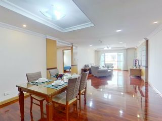 For rent 2 bed apartment in Watthana, Bangkok