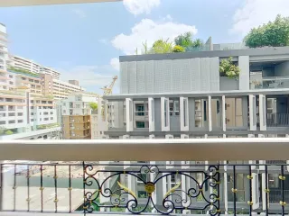 For rent 2 bed apartment in Watthana, Bangkok