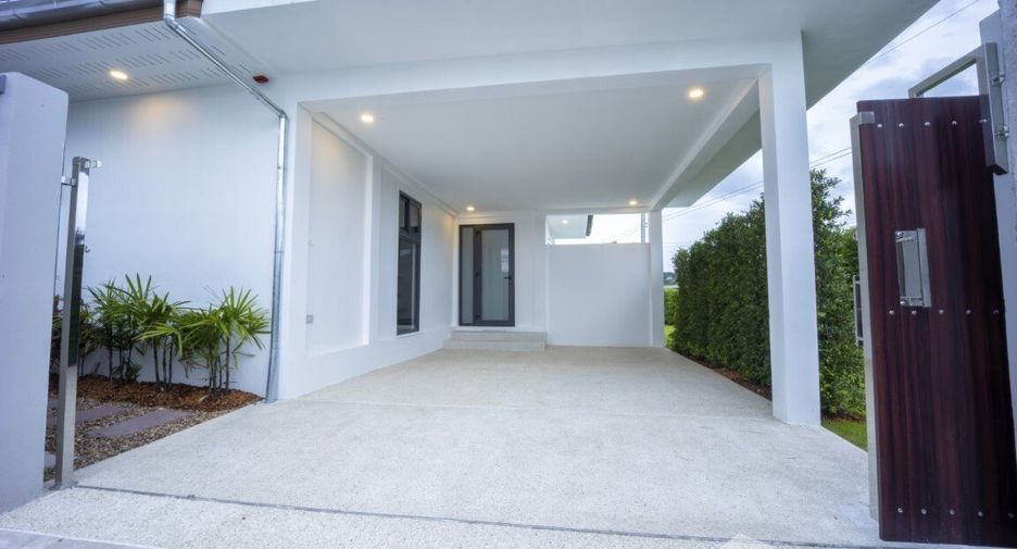 For sale 3 bedrooms villa in Hua Hin, Prachuap Khiri Khan