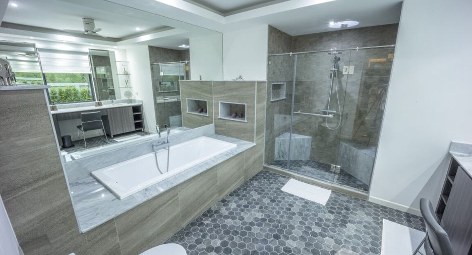For sale 3 bedrooms villa in Hua Hin, Prachuap Khiri Khan