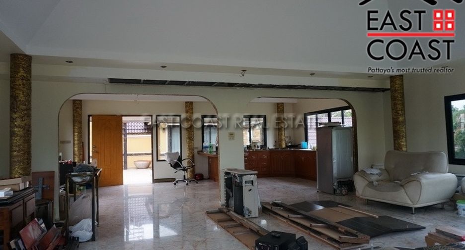 Haus zum Kauf mit 7 Zimmer in Bang Lamung, Chonburi