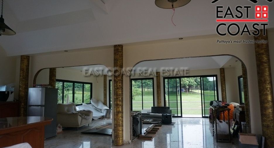 Haus zum Kauf mit 7 Zimmer in Bang Lamung, Chonburi