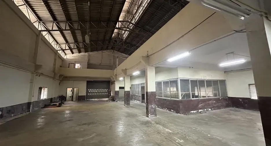 For rent warehouse in Bang Bua Thong, Nonthaburi