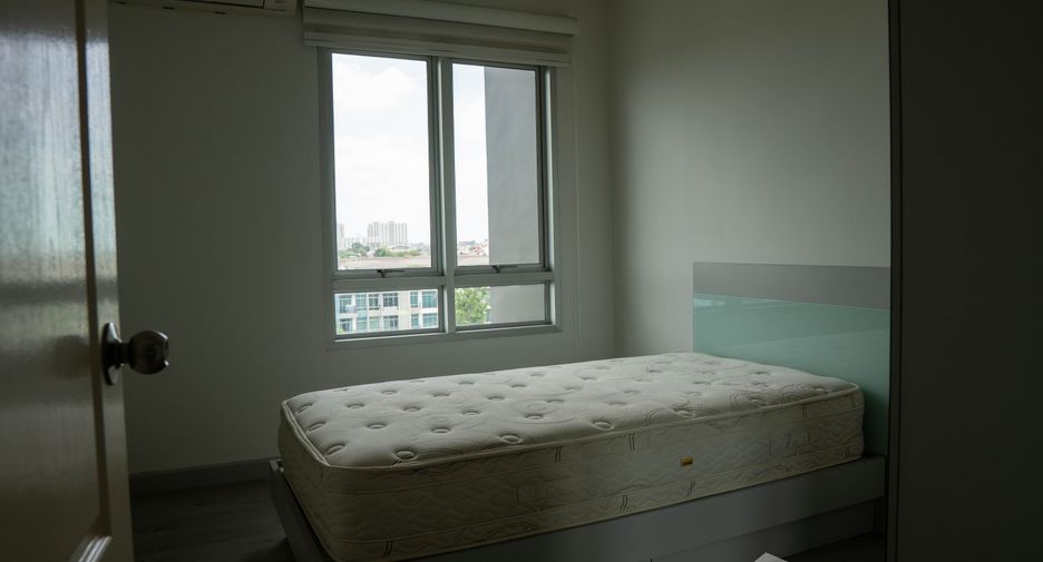 For sale 3 bed condo in Khan Na Yao, Bangkok